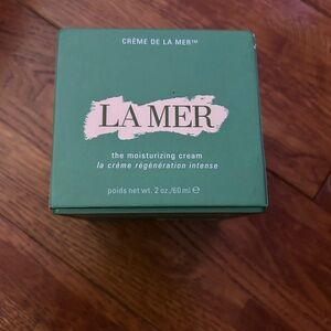 La Mer Skincare in Green Packaging